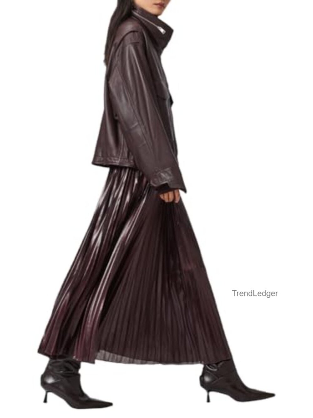 Cropped Genuine Leather Jacket Funnel Neck Zip Closure - Picture 5 of 6